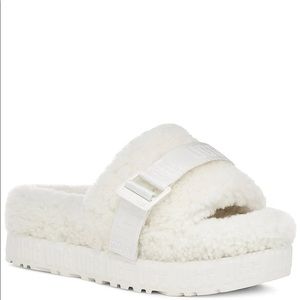 Ugg fluffita slippers